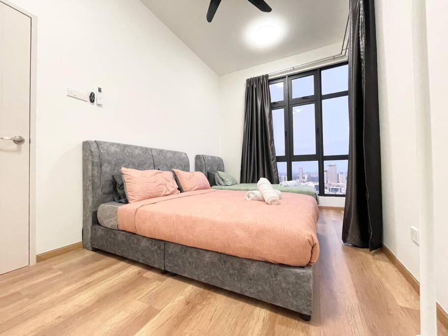 Quartz Near To Jonker Walk With Infinity Pool Cozy 3B2B Apartment Malacca Exterior photo